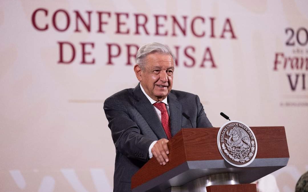 Denuncia AMLO “lanzada política» contra Américo; llegan más militares a Tamaulipas.