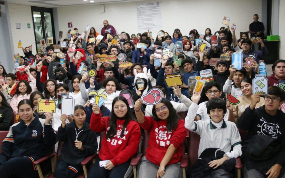 Se unen estudiantes a la SEDUMA para preservar el medio ambiente.