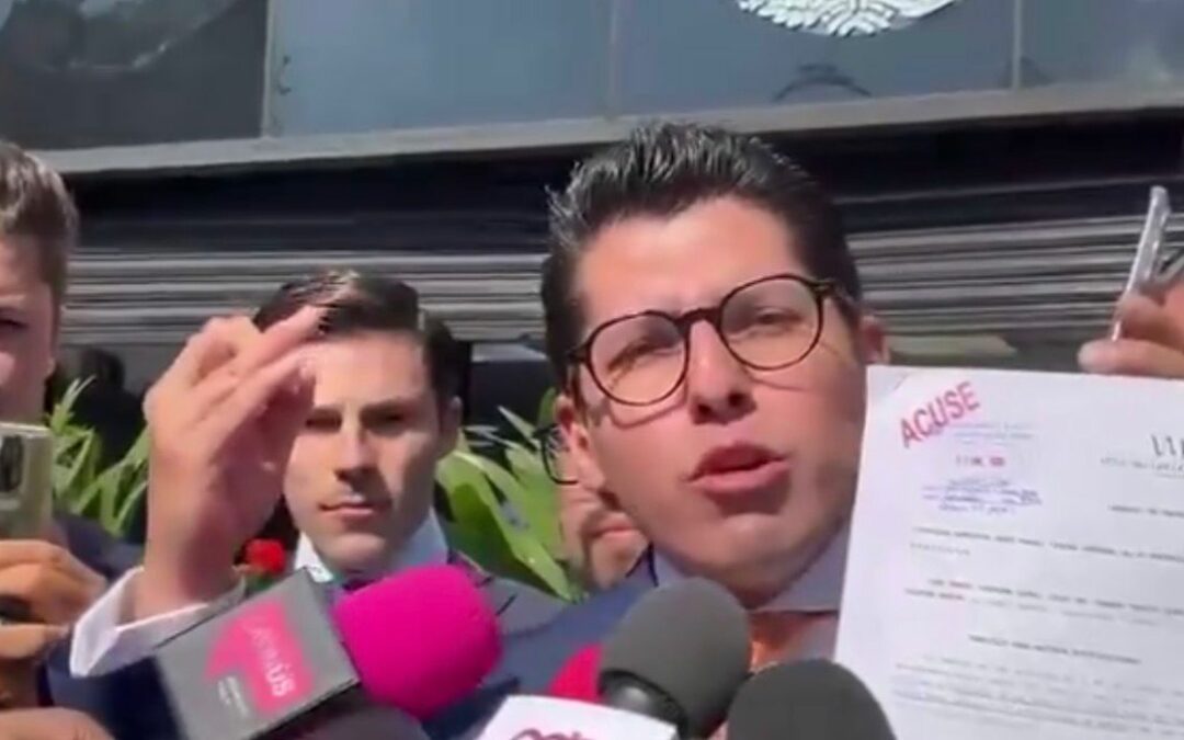 Víctimas del descarrilamiento del Tren Interoceánico presentan denuncia ante la FGR