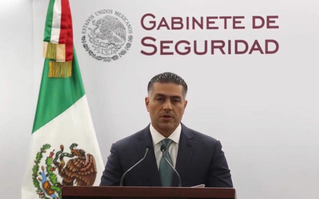 El secretario de Seguridad y Protección Ciudadana, Omar García Garfuch, informó que los personas, Samuel “N”, exdirector de Relaciones Públicas, y Josué “N”, taxista, fueron detenidos por el homicidio de Carlos Manzo.