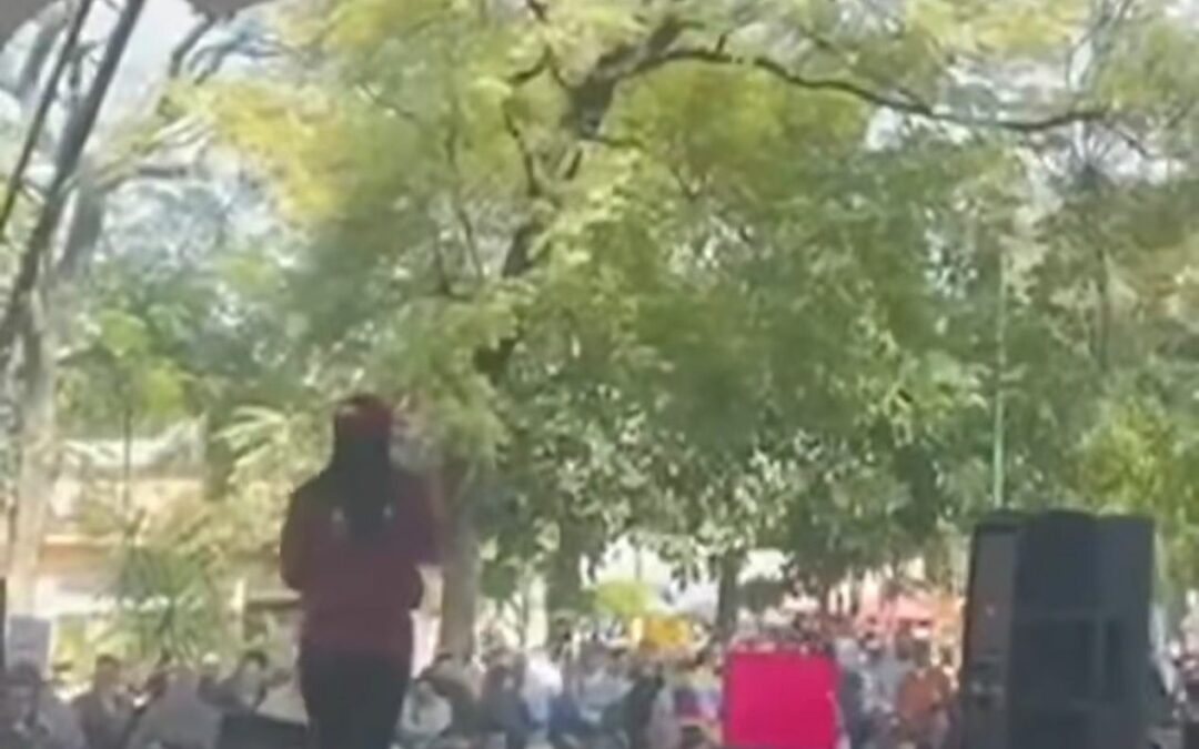 Morenistas confrontan a diputada de la 4T.