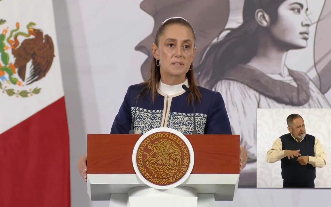 Sheinbaum defiende al hijo de AMLO por el descarrilamiento del Tren Interoceánico.