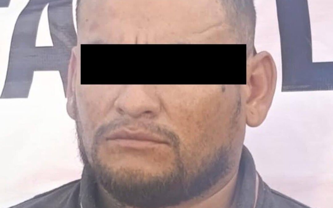 LA CAMIONETA EN LA QUE VIAJABAN LOS SOSPECHOSOS VOLCÓ DURANTE LA PERSECUSIÓN