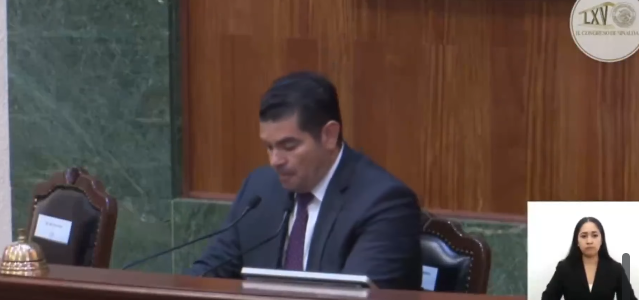 Congreso de Sinaloa aprueba la solicitud de licencia temporal por más de 30 días del gobernador Rubén Rocha Moya en medio de investigaciones y acusaciones en su contra por parte de Estados Unidos.